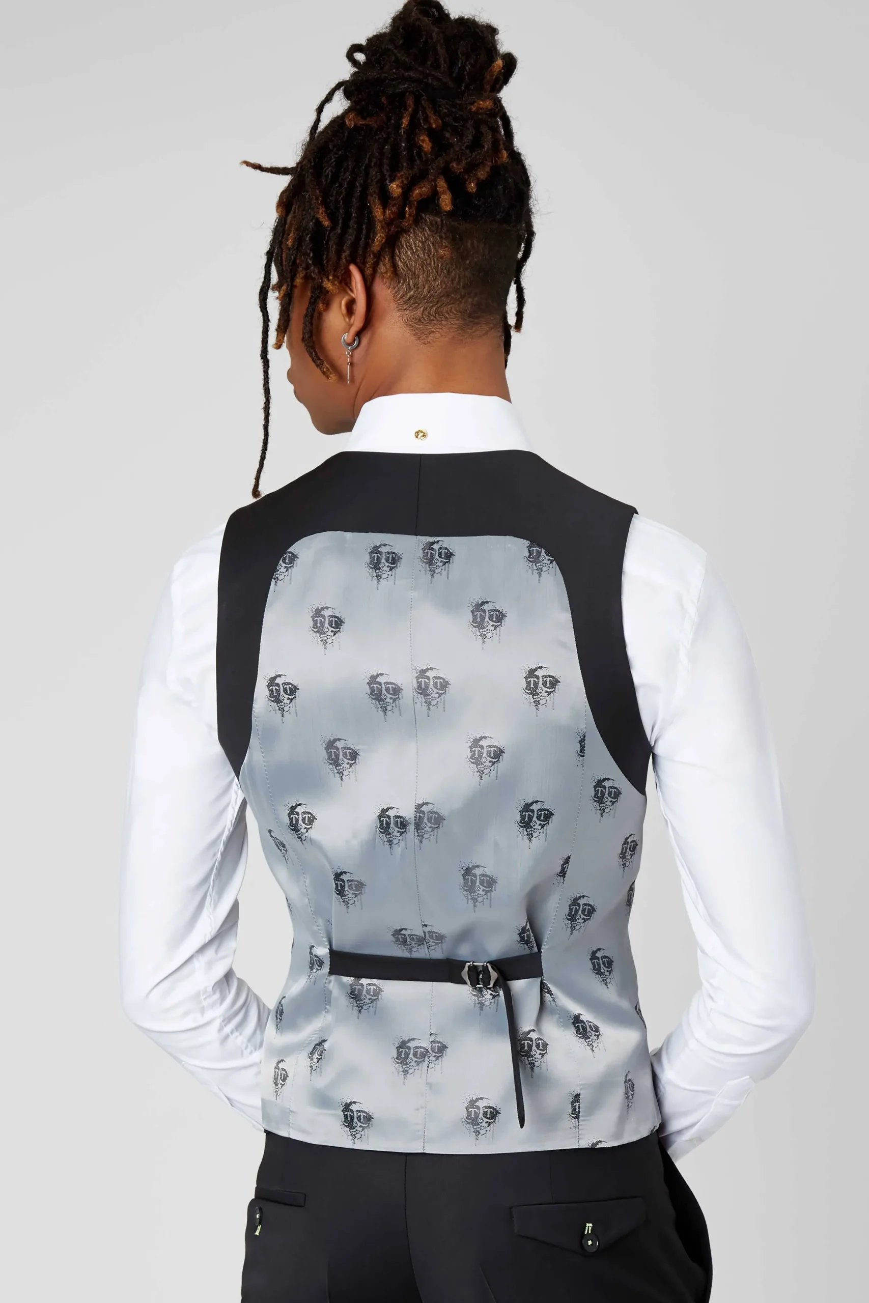 Twisted Tailor Ellroy Skinny Fit Black Wool Suit | Style·Plain Suits | Style·3 Piece Suits