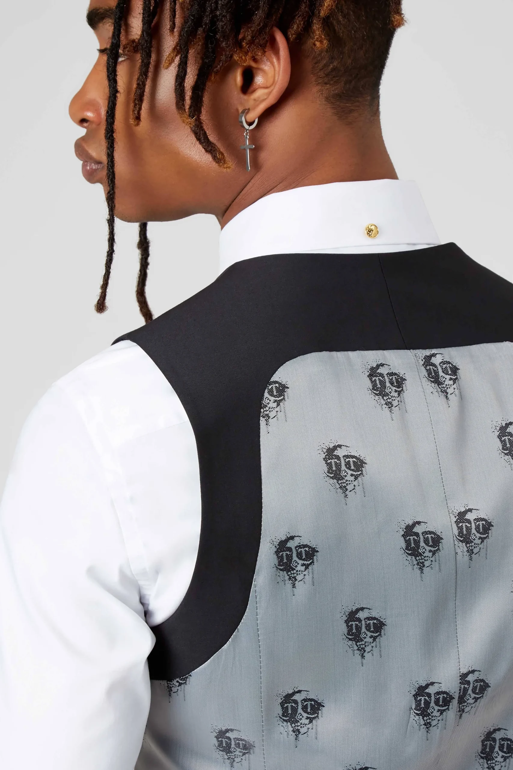 Twisted Tailor Ellroy Skinny Fit Black Wool Waistcoat | Waistcoats