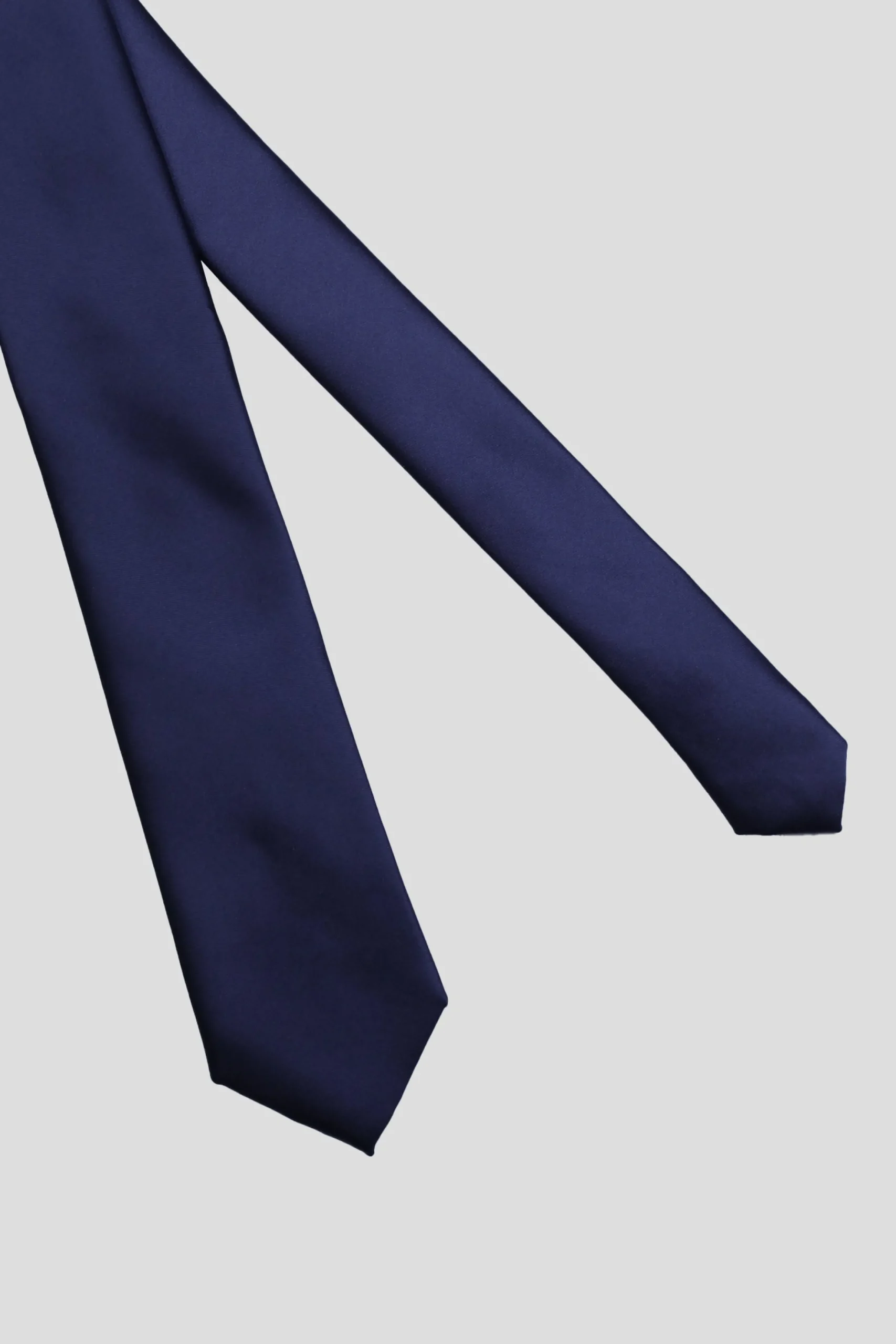 Twisted Tailor Ellroy Tie Navy | Suit Accessories·Ties