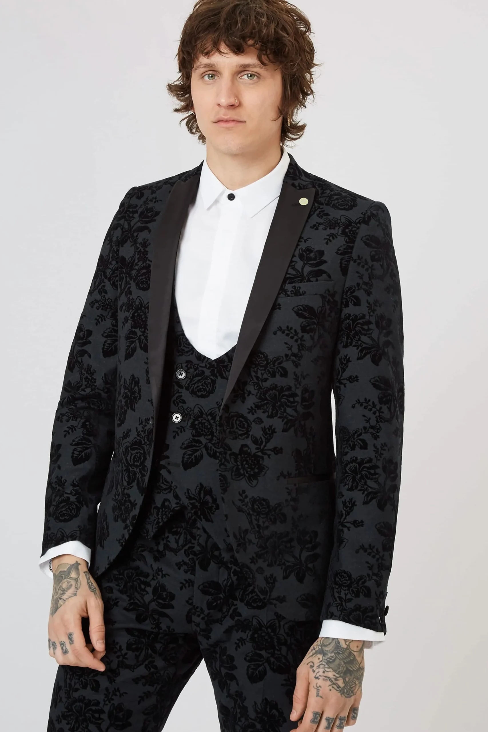 Twisted Tailor Fleet Skinny Fit Black Floral Tuxedo Suit | Style·Floral Suits | Style·3 Piece Suits