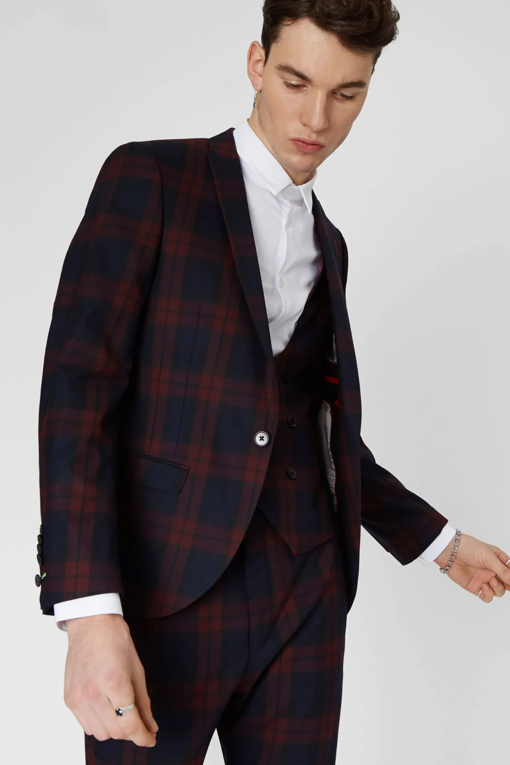 Twisted Tailor Ginger Skinny Fit Burgundy Tartan Suit | Style·Check Suits | Style·3 Piece Suits
