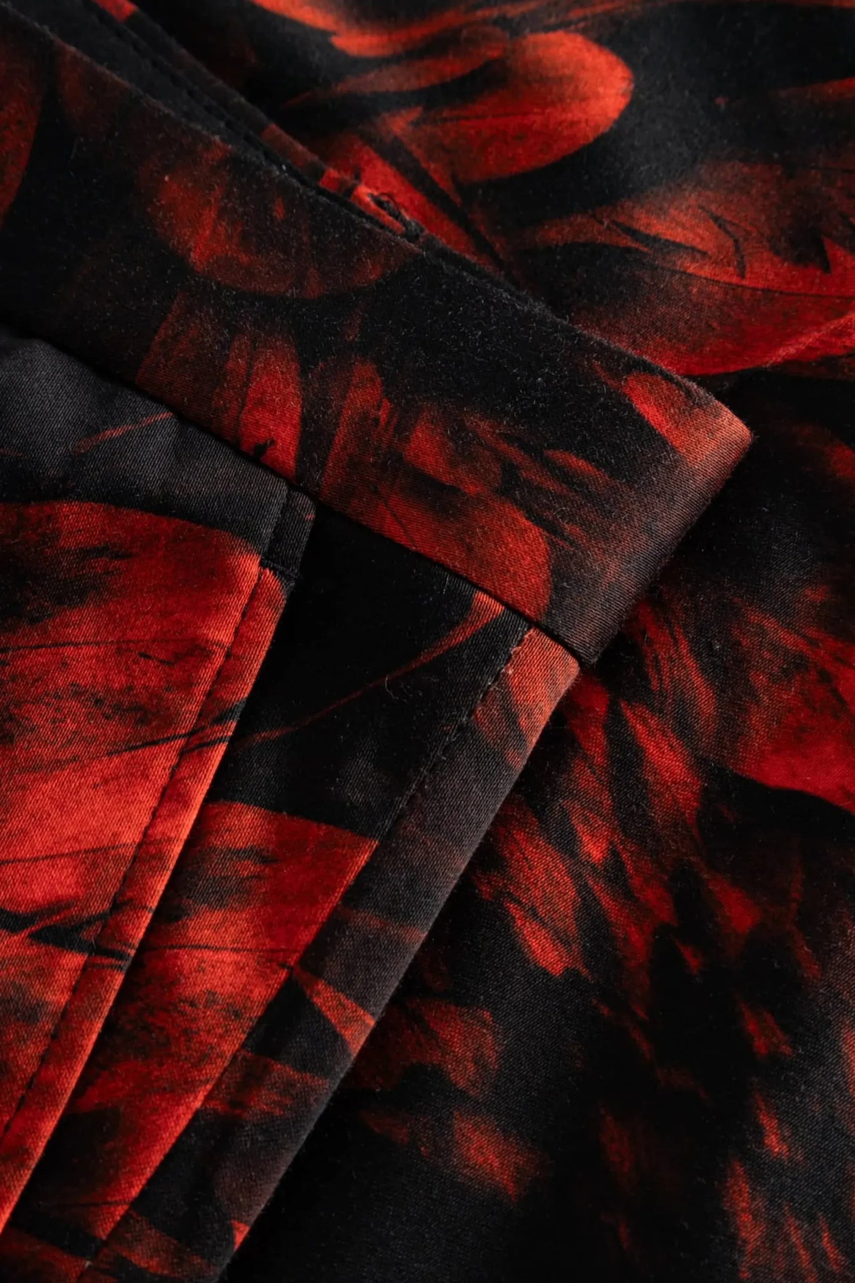 Twisted Tailor Heron Slim Fit Red Floral Cotton Suit | Style·Floral Suits | Style·Bold Prints