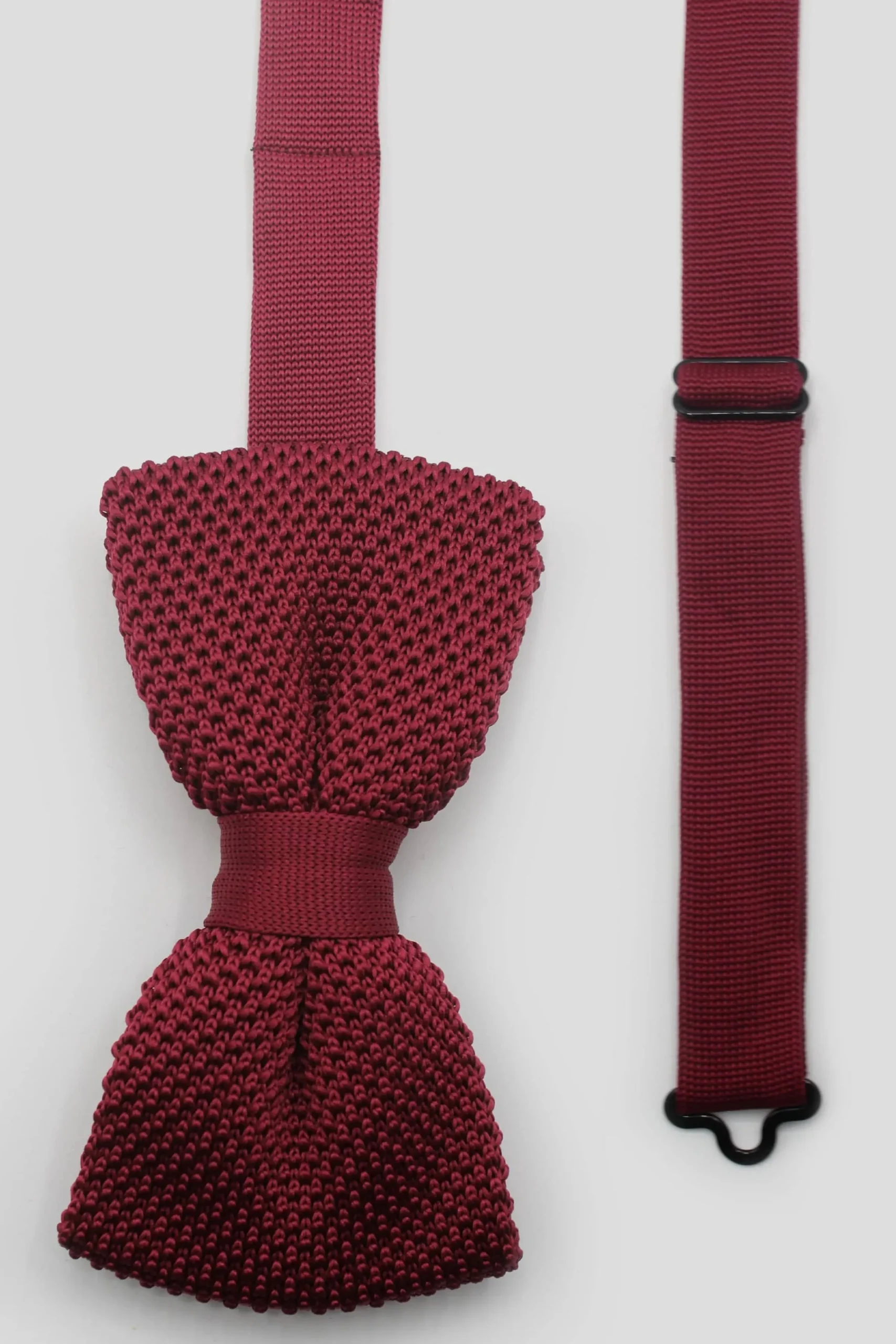 Twisted Tailor Jagger Red Knitted Bow Tie | Suit Accessories·Bow Ties