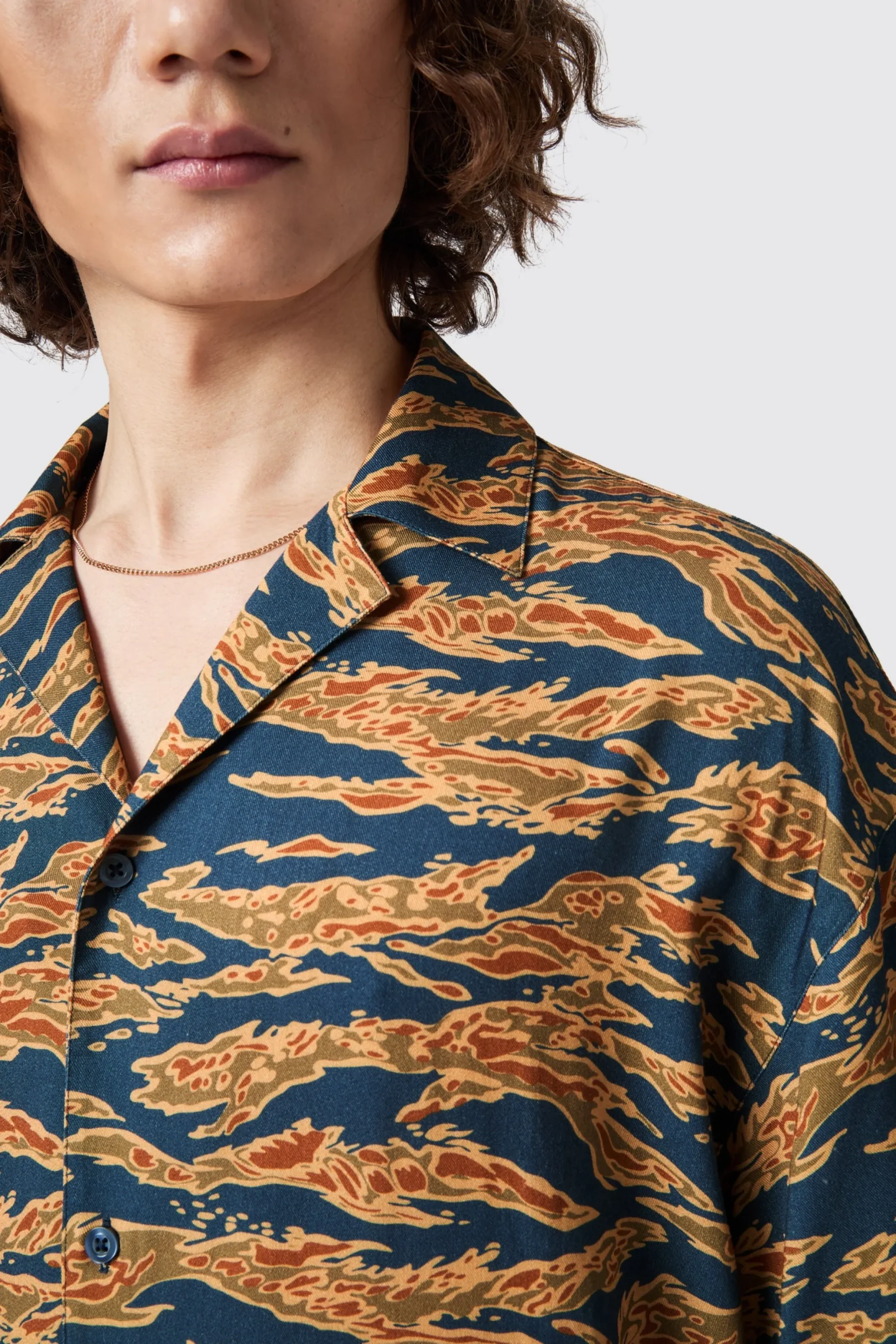 Twisted Tailor Pasvoir Oversized Navy Camo Shirt | Unisex