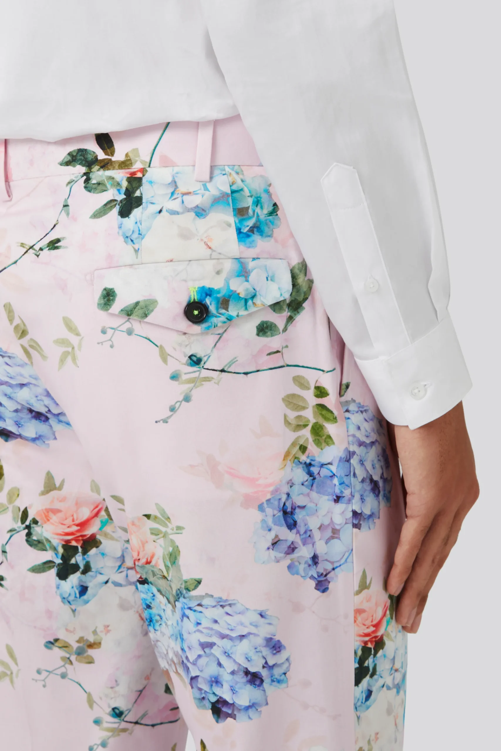 Twisted Tailor Pickhurst Slim Fit Pink Floral Cotton Trousers | Trousers·Floral Trousers